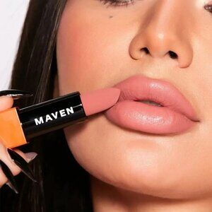 New Maven SUS Velvet Lipstick Full Size Light Nude Pink